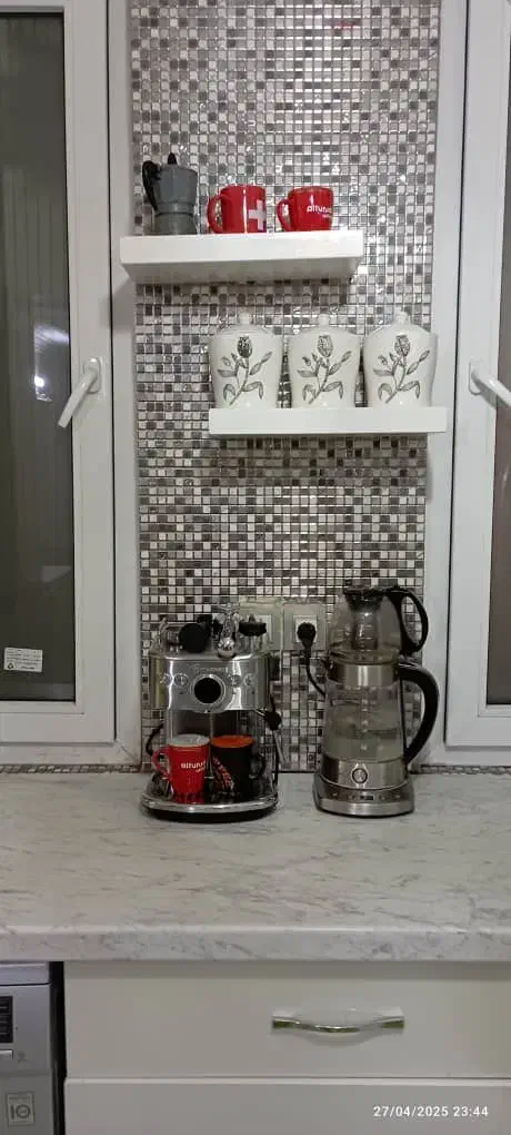 شلف چوب روس|کتابخانه، شلف، قفسه‌های دیواری|تهران, تهران‌نو|دیوار