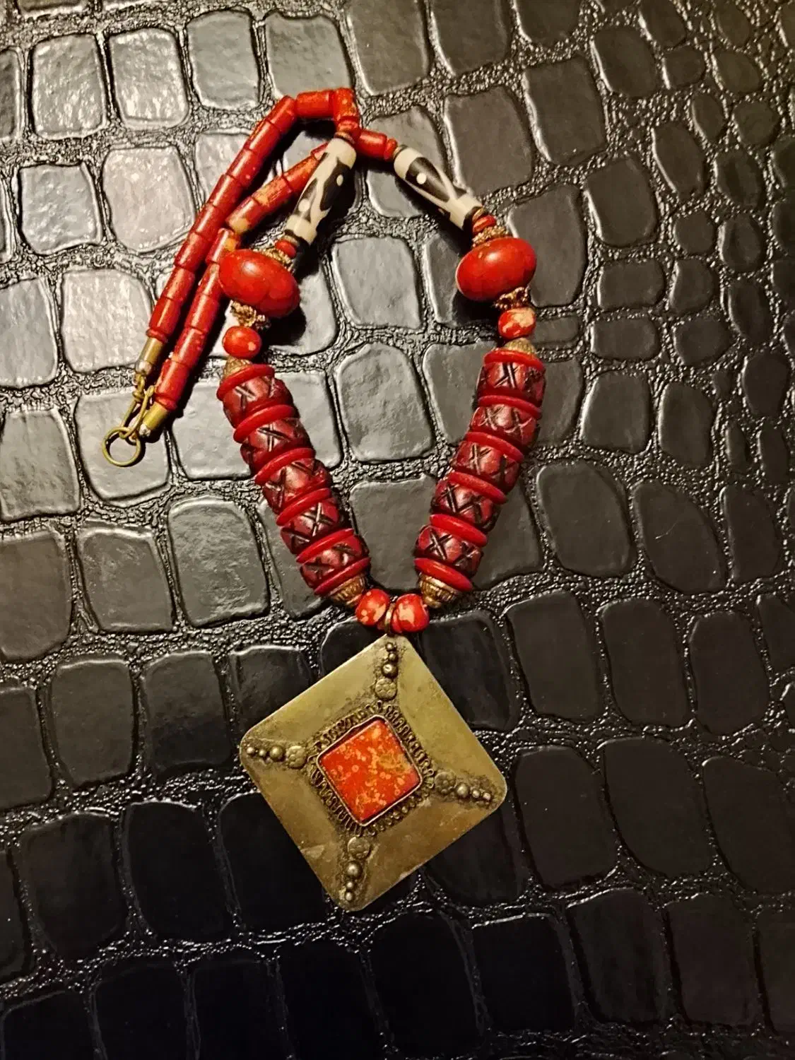 گردنبند قدیمی|بدلیجات|تهران, پاسداران|دیوار