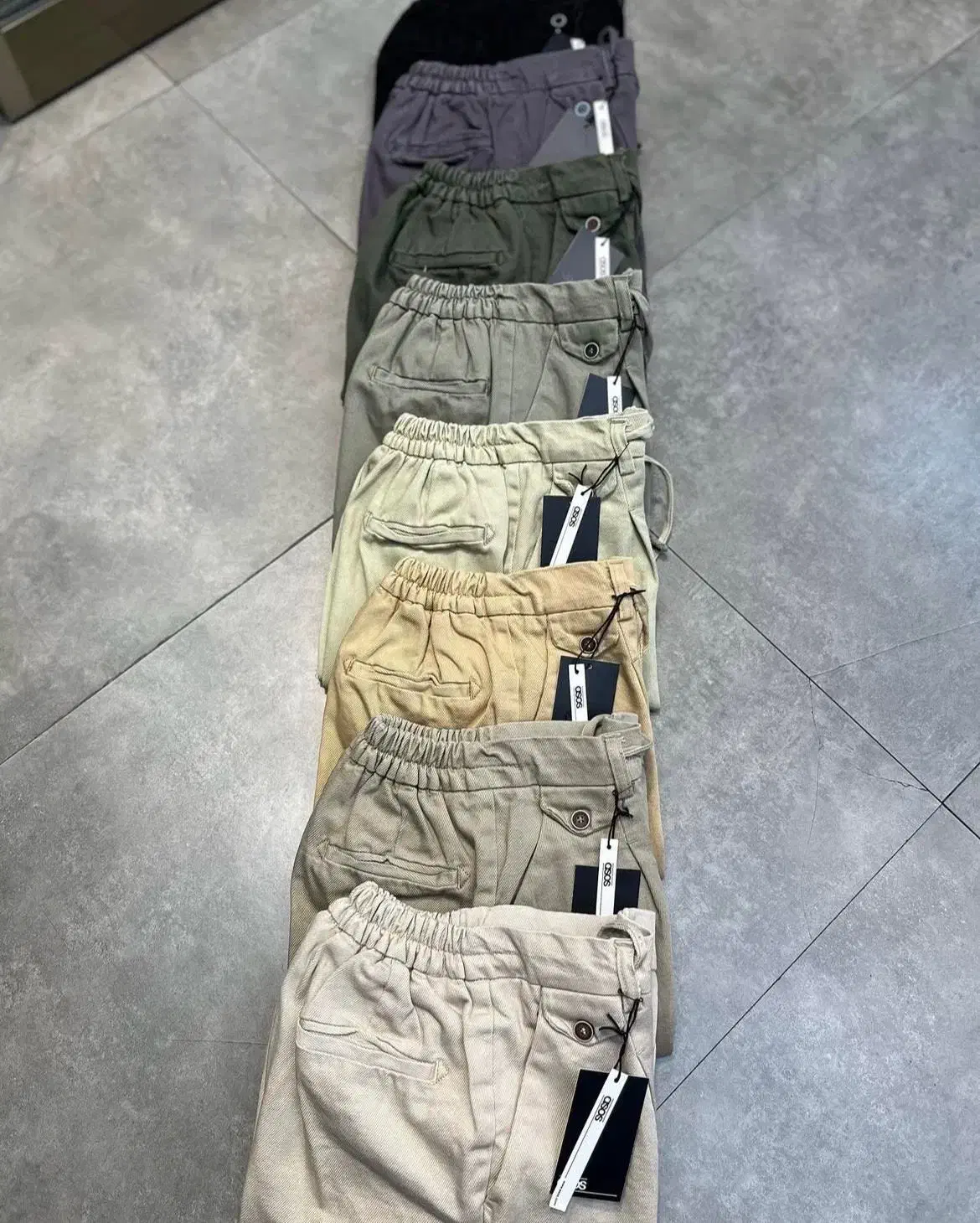 استخدام در کارگاه تولیدی شلوار کتان مردانه|استخدام صنعتی، فنی، مهندسی|تهران, نظامآباد|دیوار