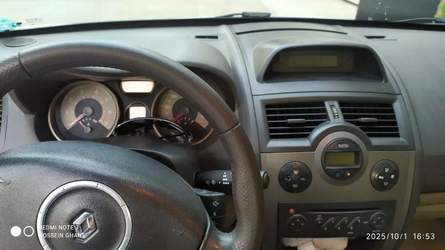 مگان ۲۰۰۰|خودرو سواری و وانت|مشهد, نوفل لوشاتو|دیوار