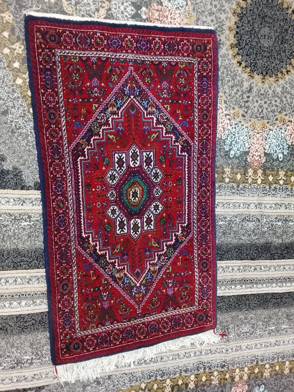 فرش بافته شده|فرش|زنجان, |دیوار
