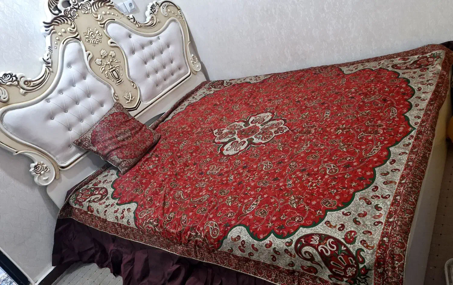 تخت خواب دونفره ،فروش فوری|تخت و سرویس خواب|امیدیه, |دیوار