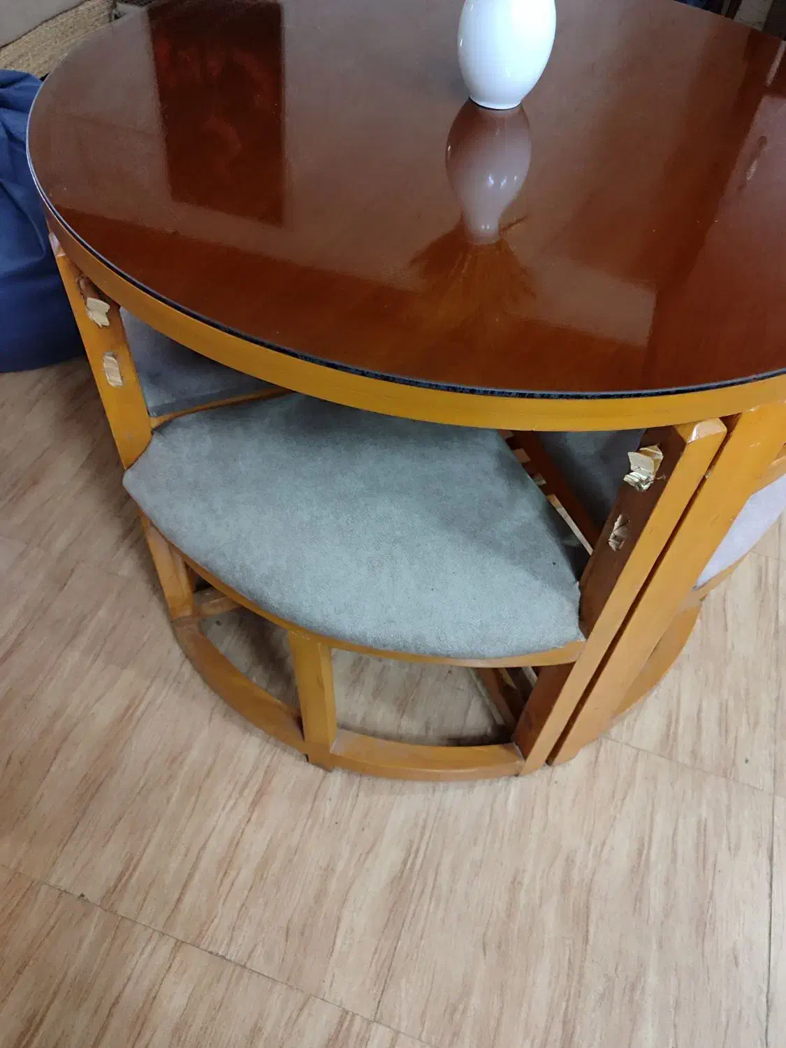 میز ناهارخوری ۴ نفره کم جا|میز و صندلی غذاخوری|آمل, |دیوار