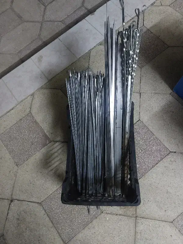 سیخ کباب و جگرکی|ظروف پخت‌وپز|شیراز, وصال|دیوار