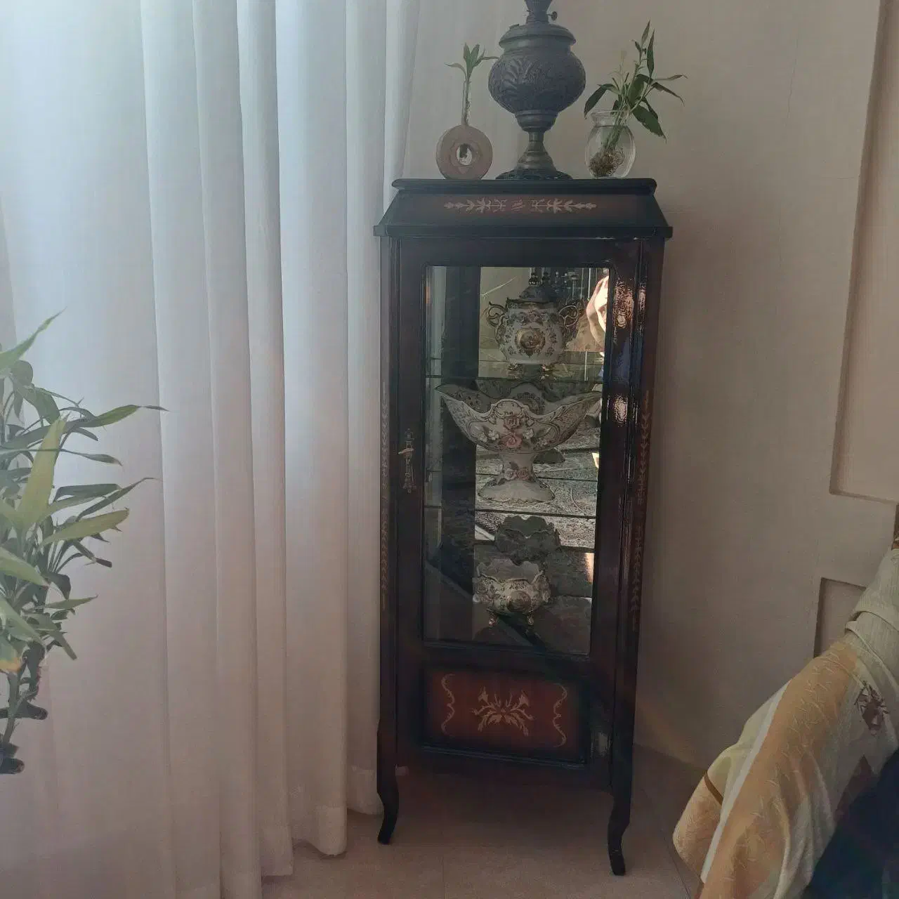 گنجه|بوفه، ویترین، کنسول|طرقبه, |دیوار