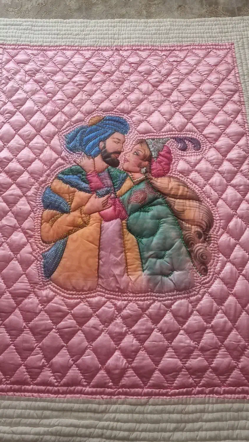 لحاف سنتی و تشک تمیز و سالم با ملحفه زیر قیمت|رختخواب، بالش، پتو|قزوین, |دیوار