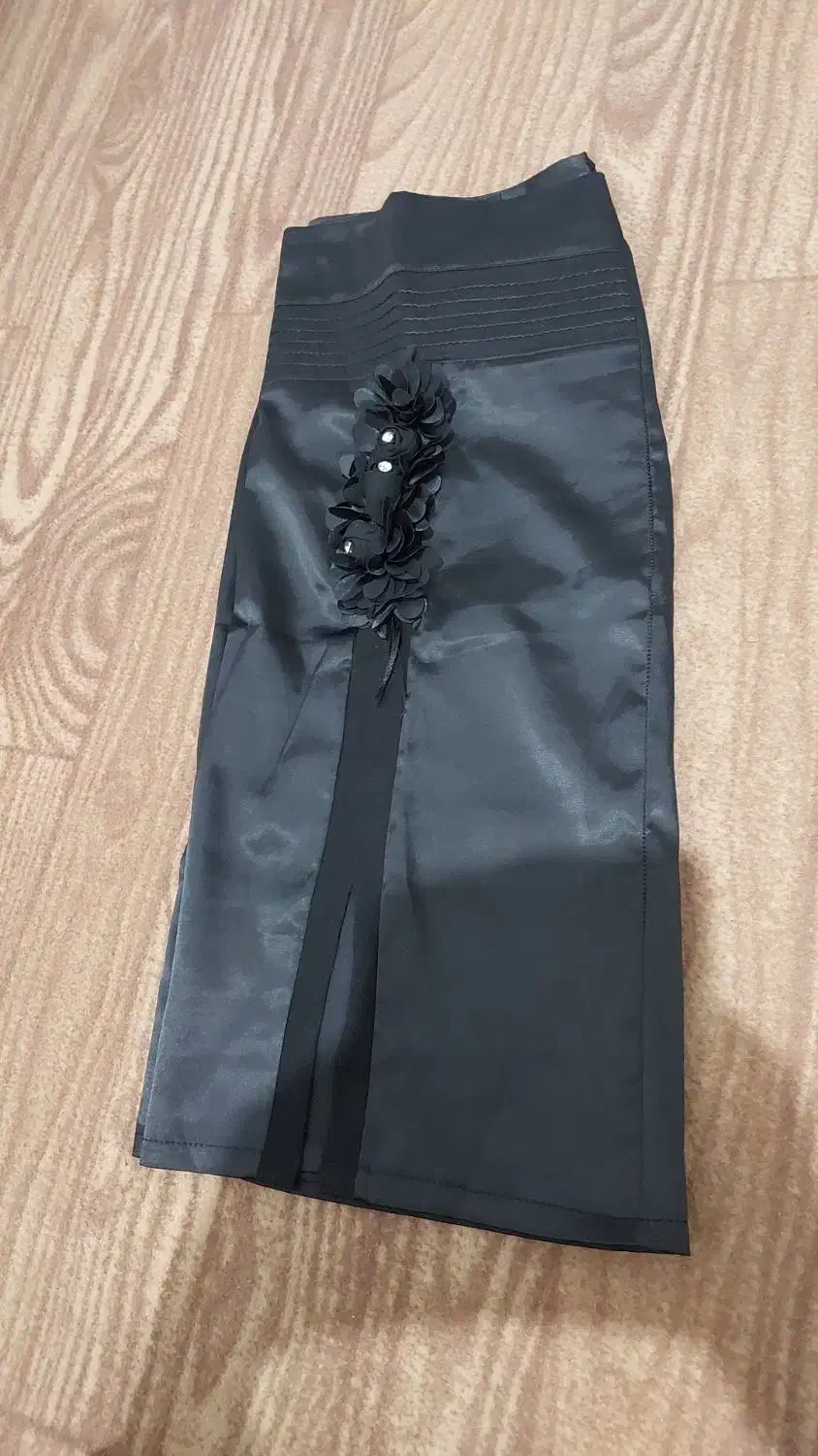 دامن مجلسی|لباس|قدس, شهرقدس|دیوار