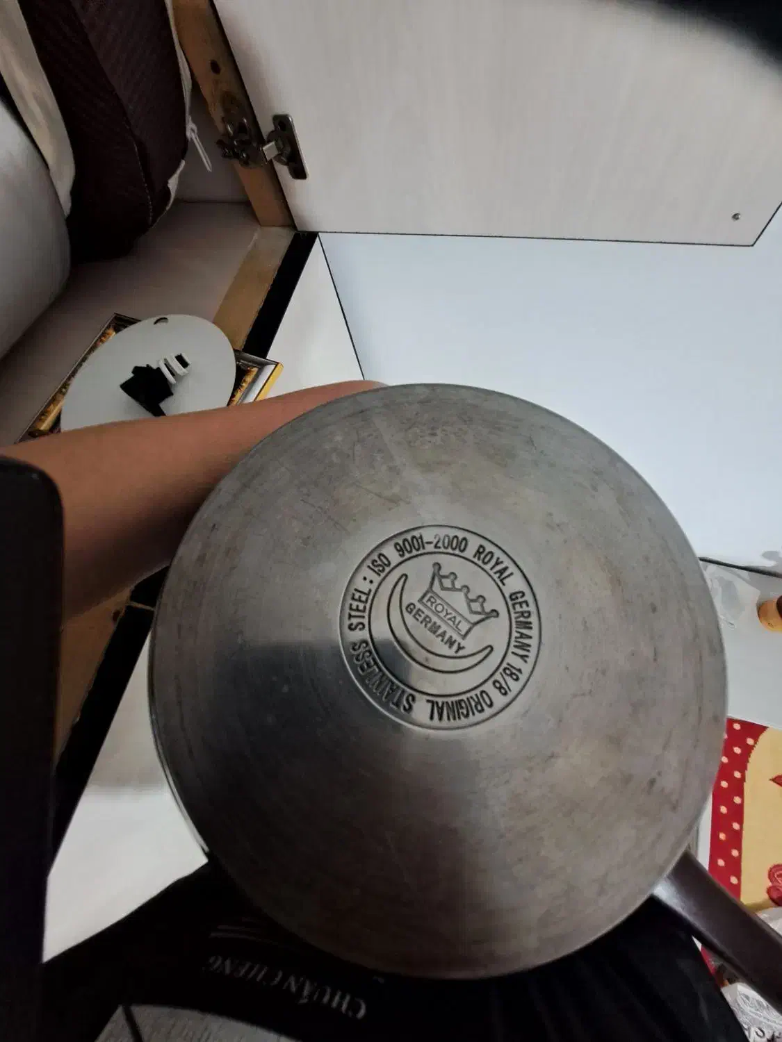 زودپز آرمانی حک شده روش|ظروف پخت‌وپز|خرم‌آباد, |دیوار