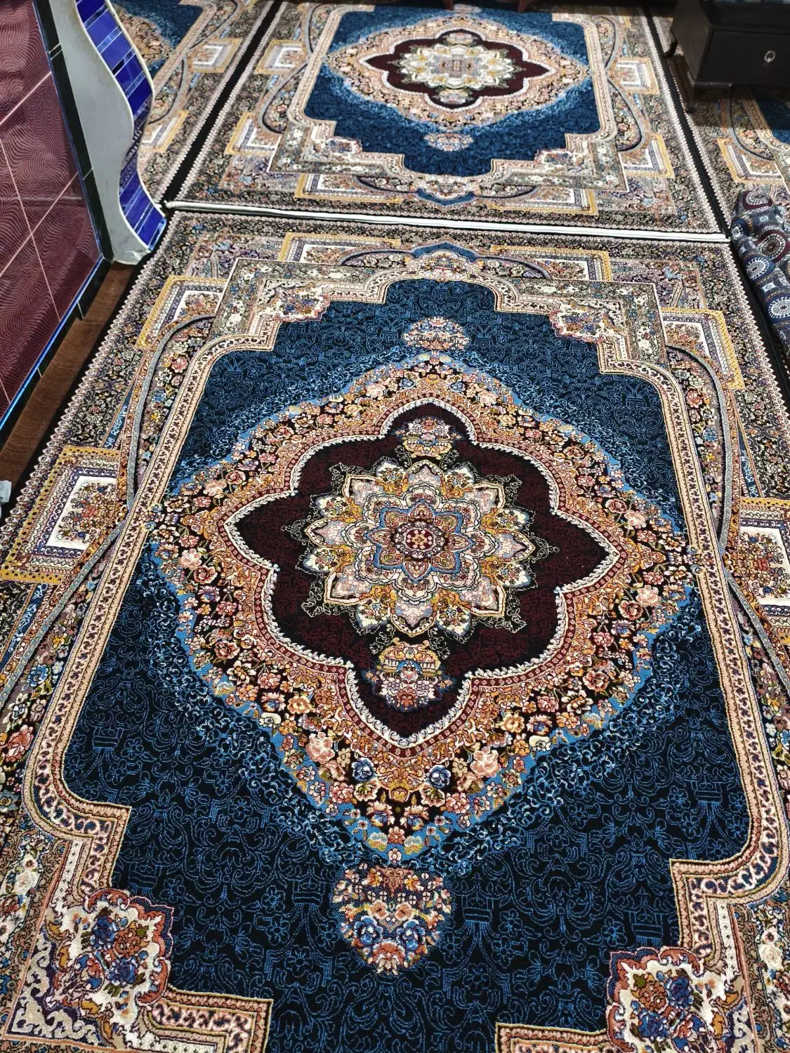 فرش 700 شانه|فرش|ارومیه, |دیوار