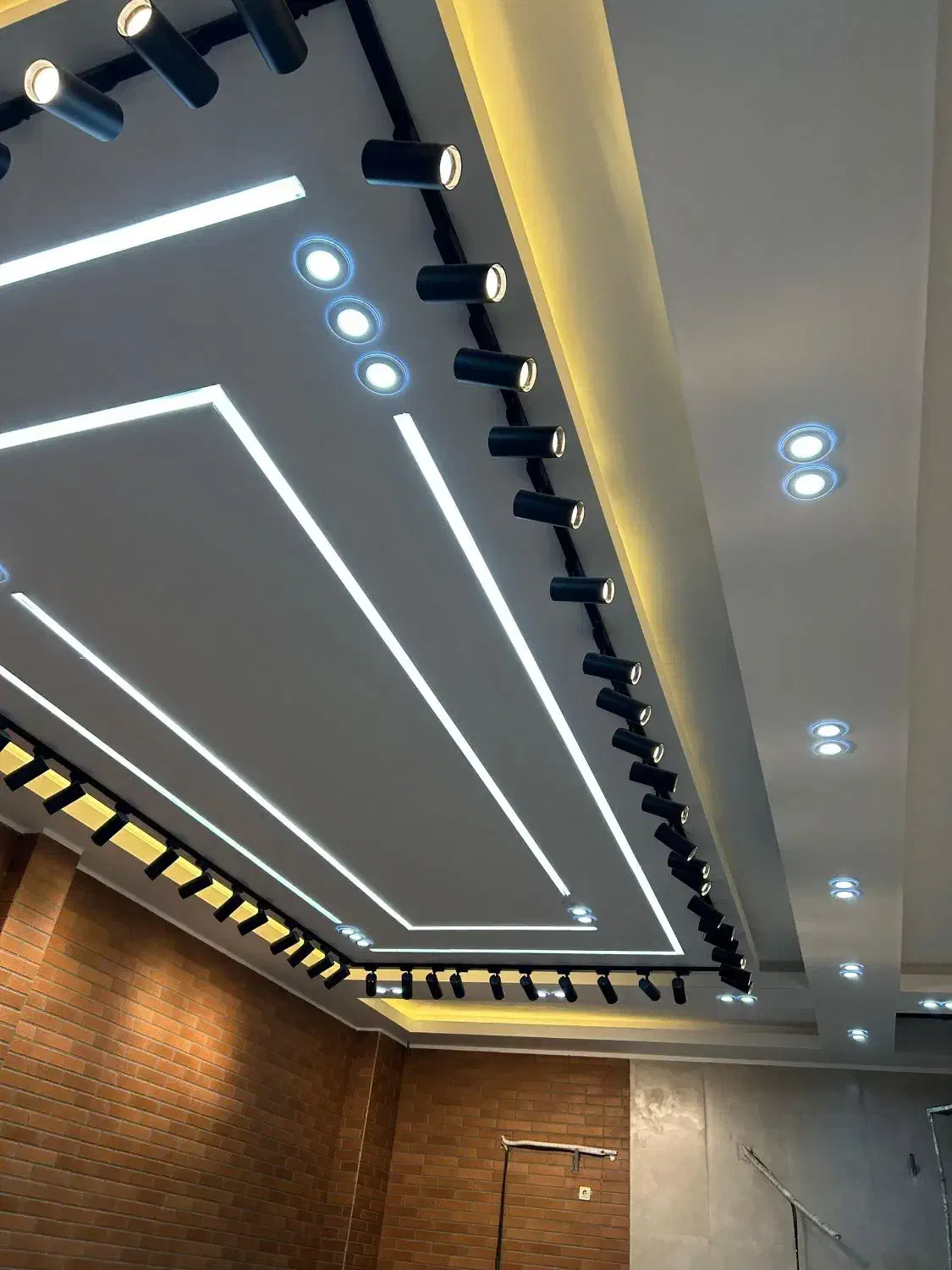 برقکار|خدمات پیشه و مهارت|میناب, |دیوار