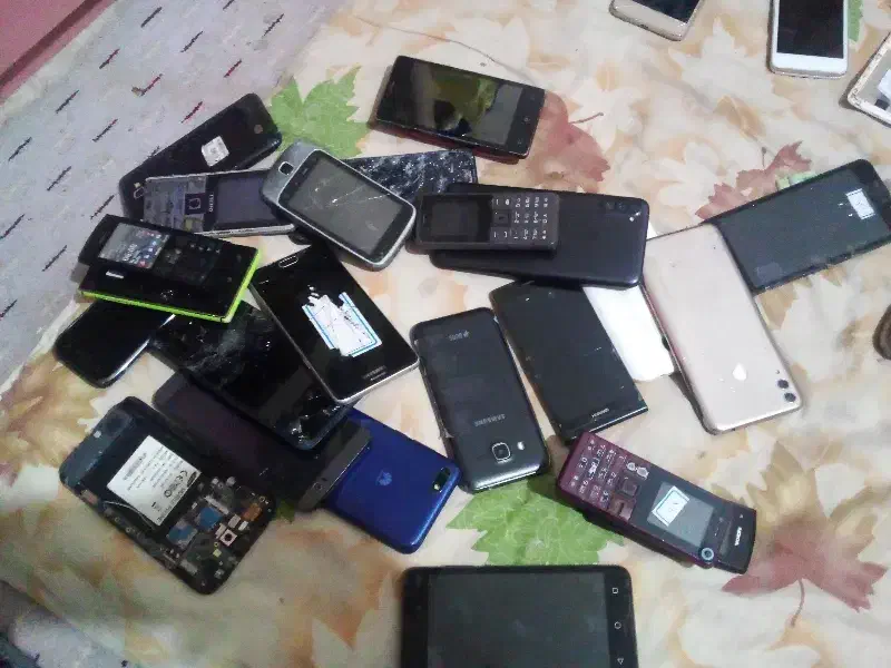 تعدادمحدودی گوشی اوراقی وسالم|لوازم جانبی موبایل و تبلت|مشهد, بلال|دیوار