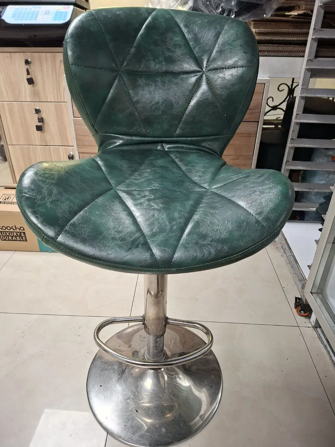 صندلی جزیره ای|صندلی و نیمکت|تبریز, |دیوار