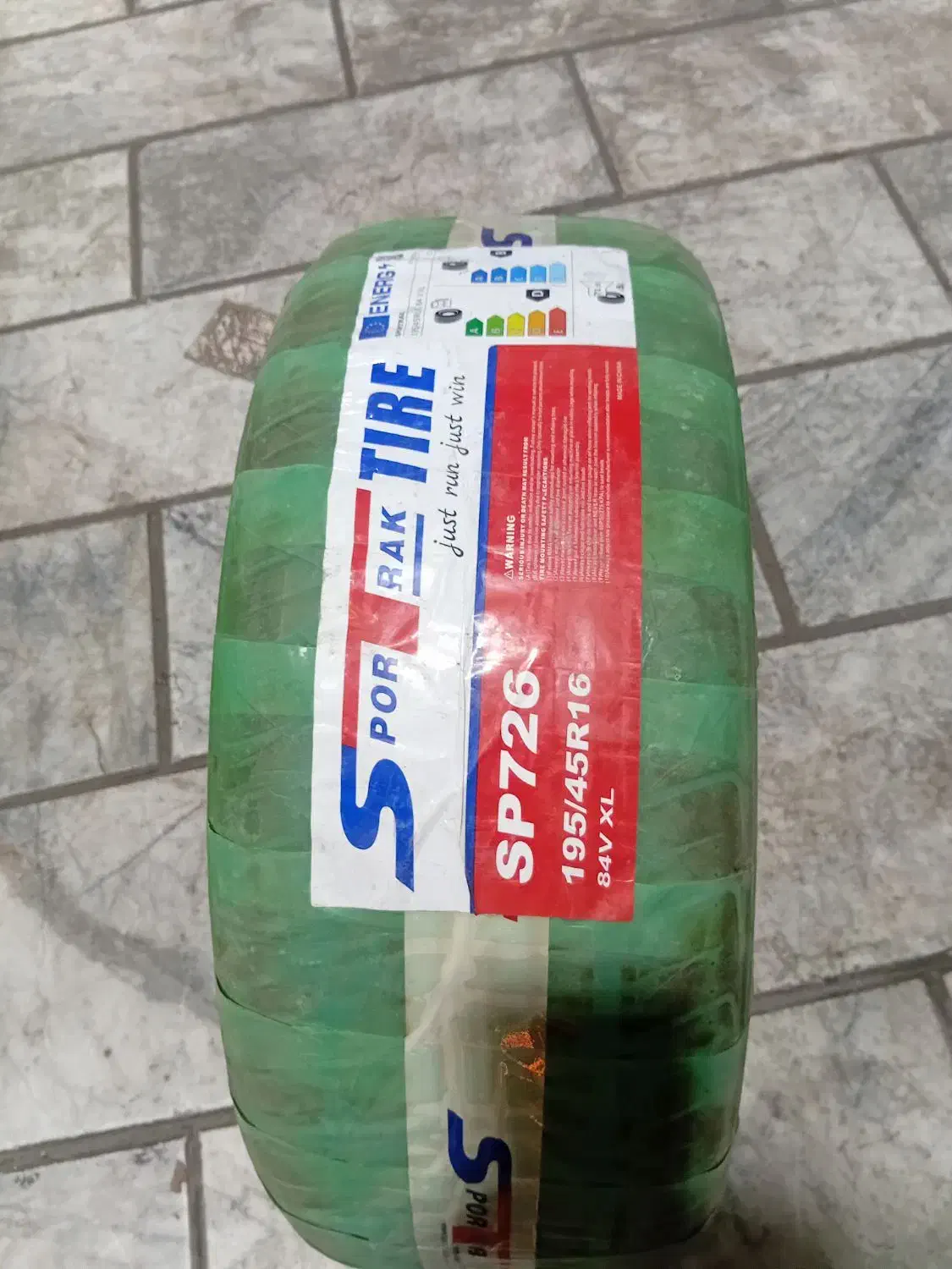 لاستیک ۱۹۵/۴۵/۱۶ چینی کره ای اندونزی هند|قطعات یدکی و لوازم جانبی|مشهد, کوشش|دیوار