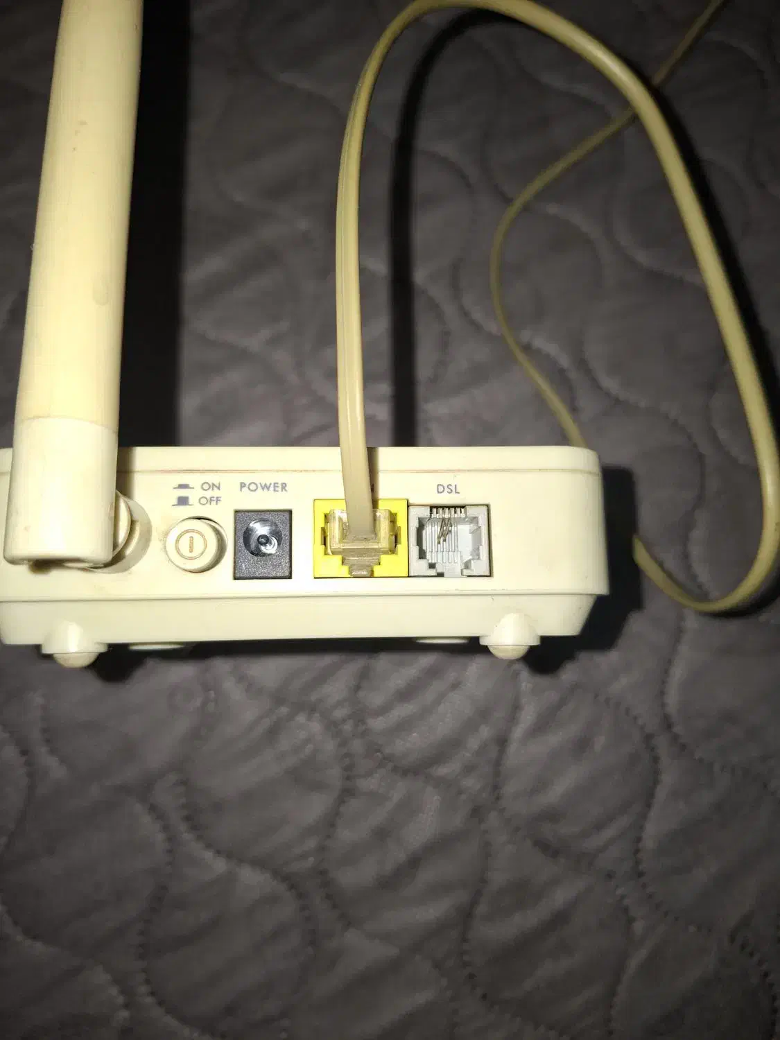 مودم بیسیم زایکسل مدل Del۱۲۰۱|مودم و تجهیزات شبکه|کرمانشاه, |دیوار