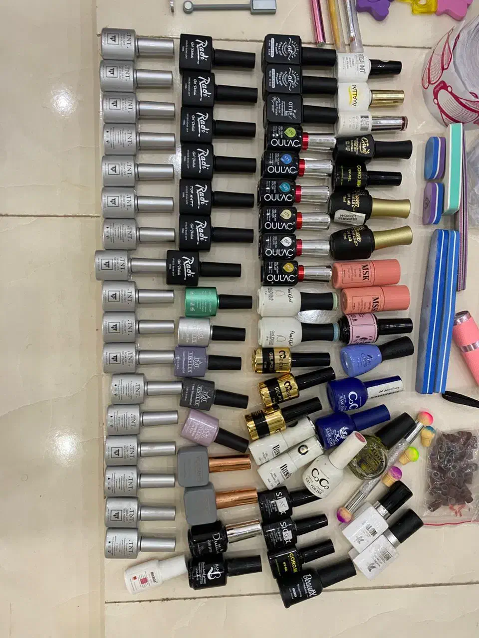 کلیه لوازم کاشت و طراحی ناخن|آرایشی، بهداشتی، درمانی|شیراز, احمدی جنوبی|دیوار