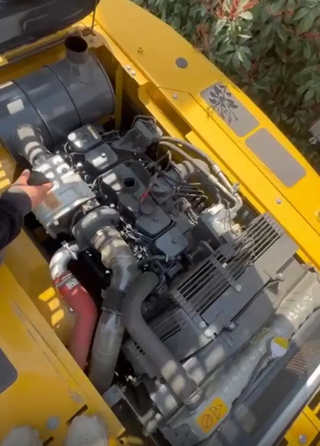 بیل مکانیکی۲۲۰ کوماتسو خط ۷ صفر شده شرایطی|خودرو سنگین|اهواز, کیانپارس |دیوار