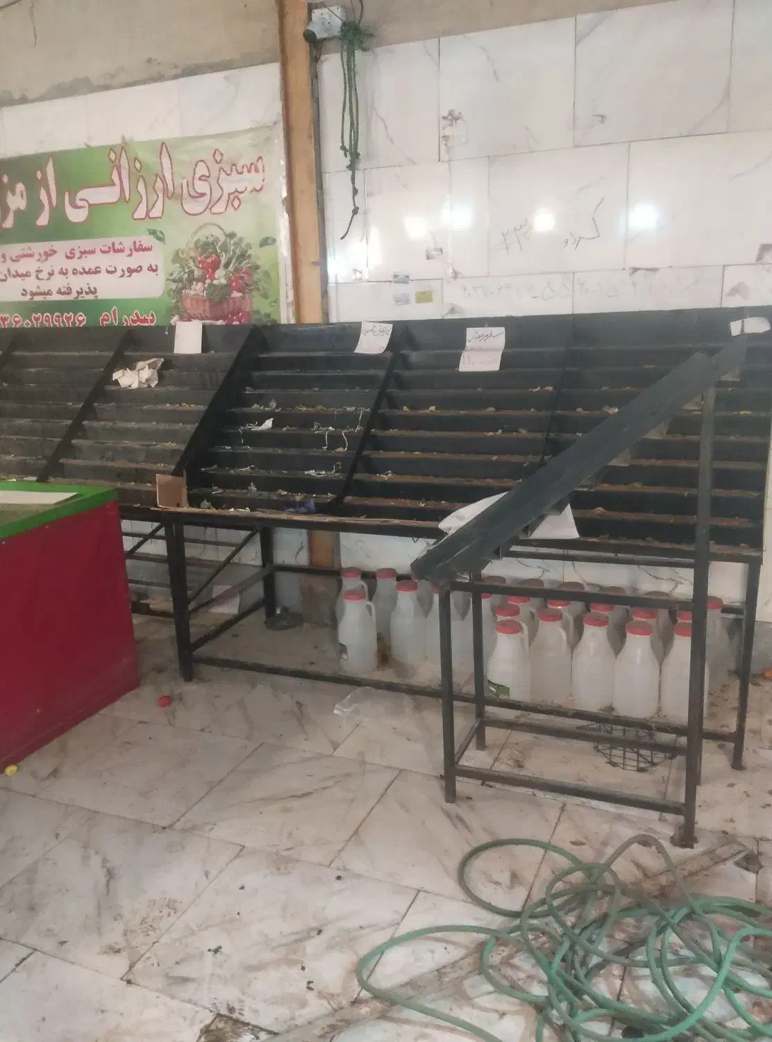 وسیله میوه فروشی|فروشگاه و مغازه|شاهین‌شهر, حافظ شمالی|دیوار