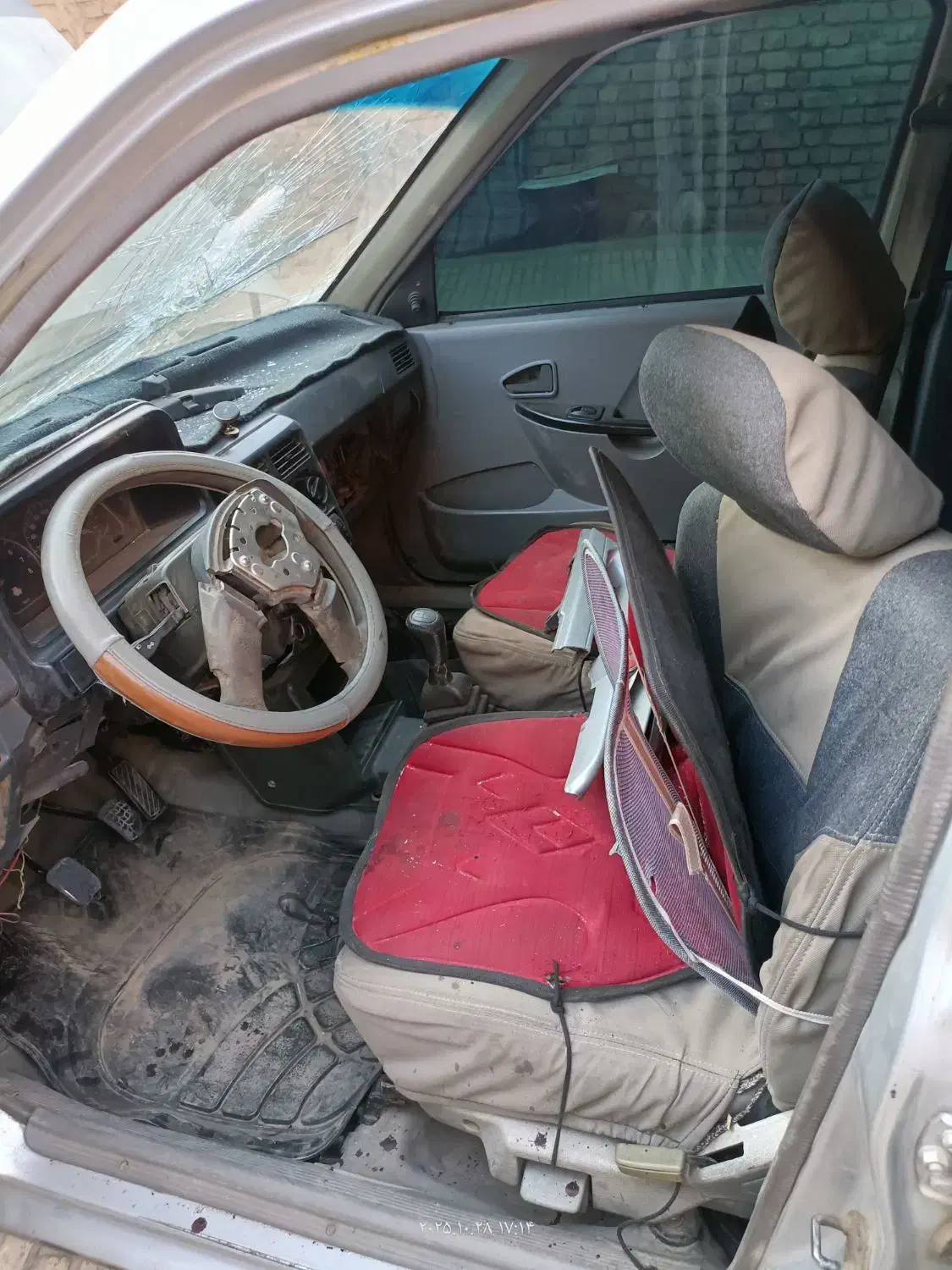 پراید تصادفی|خودرو سواری و وانت|خرم‌آباد, |دیوار