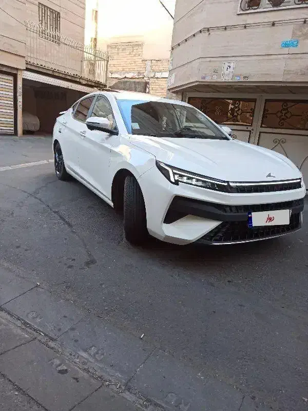 کی ام سی j7|خودرو سواری و وانت|تهران, امیر بهادر|دیوار