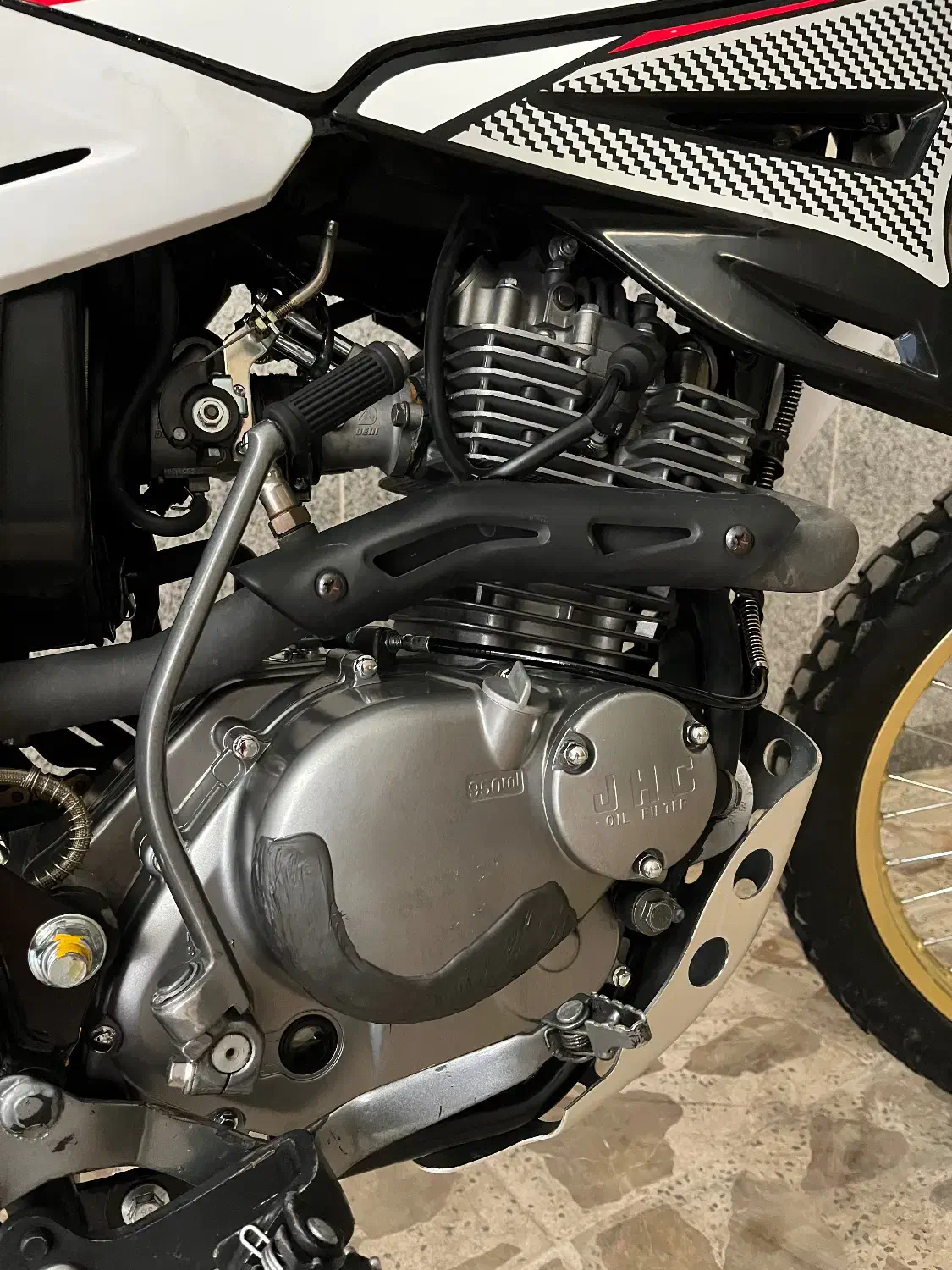 تریل روان ۲۰۰|موتورسیکلت|ساری, |دیوار