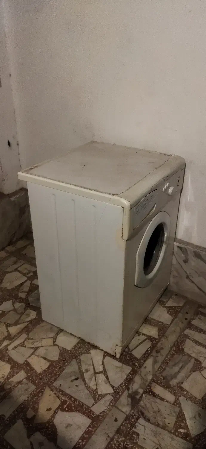 ماشین لباسشویی دسته دوم. قیمت توافقی|ماشین لباسشویی و خشک‌کن لباس|آمل, |دیوار