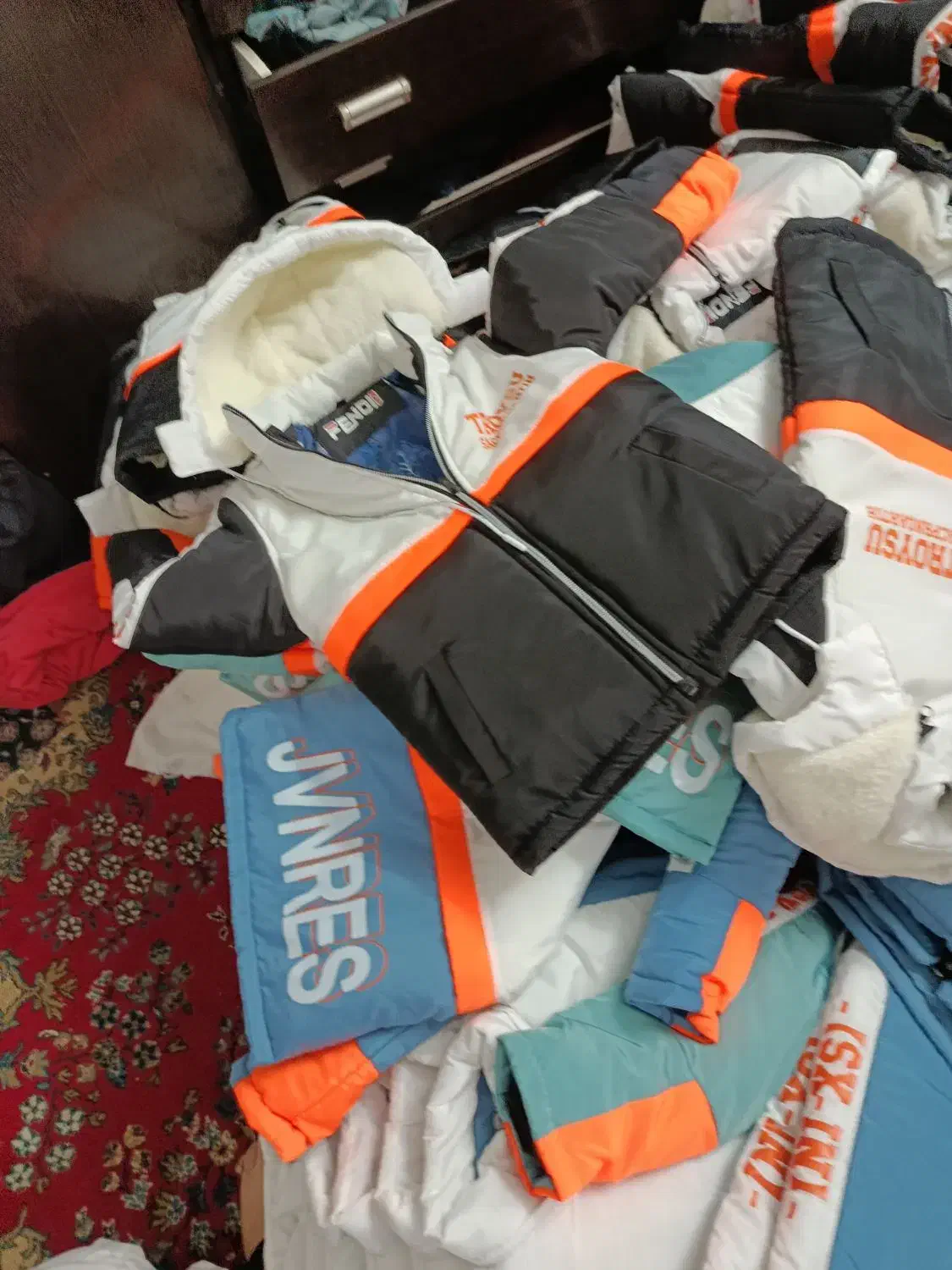 چرخکار کاپشن دوز بچگانه بیرونبر کارگاه بیرون بر|استخدام صنعتی، فنی، مهندسی|مشهد, شهید علی محمدی|دیوار