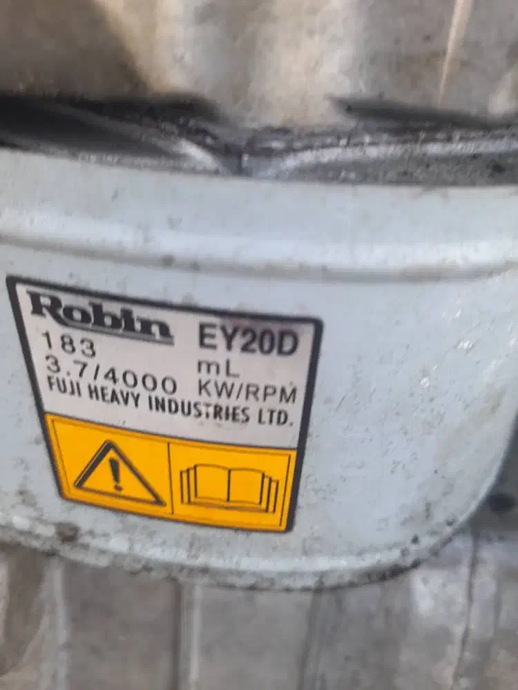 ویبره بتن روبین اصل ژاپنی|ماشین‌آلات صنعتی|بندر انزلی, متروپل|دیوار