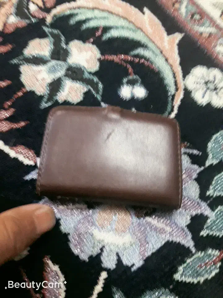 کیف مدارک گم کردم|اشیا|سبزوار, صالح آباد|دیوار