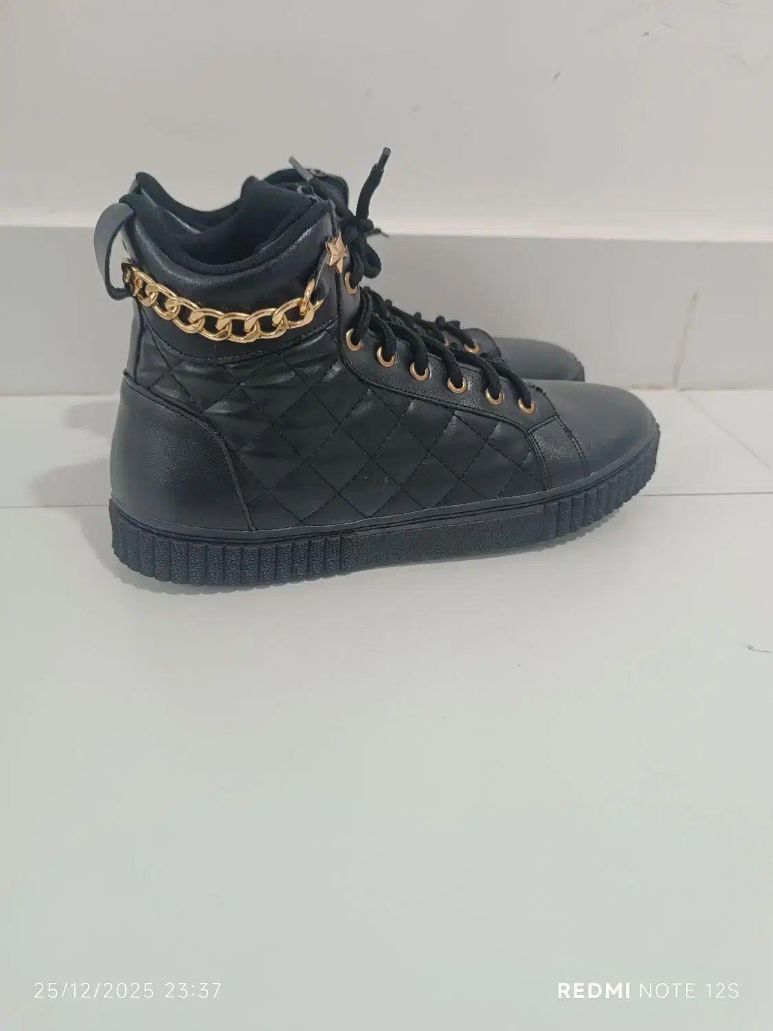 کفش|کیف، کفش، کمربند|مشهد, تبادکان|دیوار