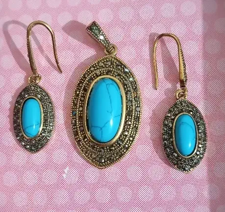 ست فیروزه|جواهرات|رباطکریم, رباطکریم|دیوار