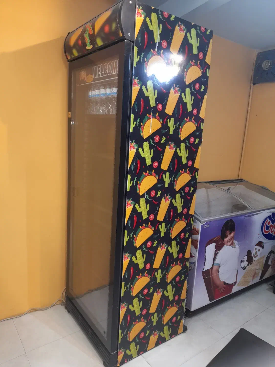 یخچال ایستاده در حد نو داخل مشکی|فروشگاه و مغازه|طرقبه, |دیوار