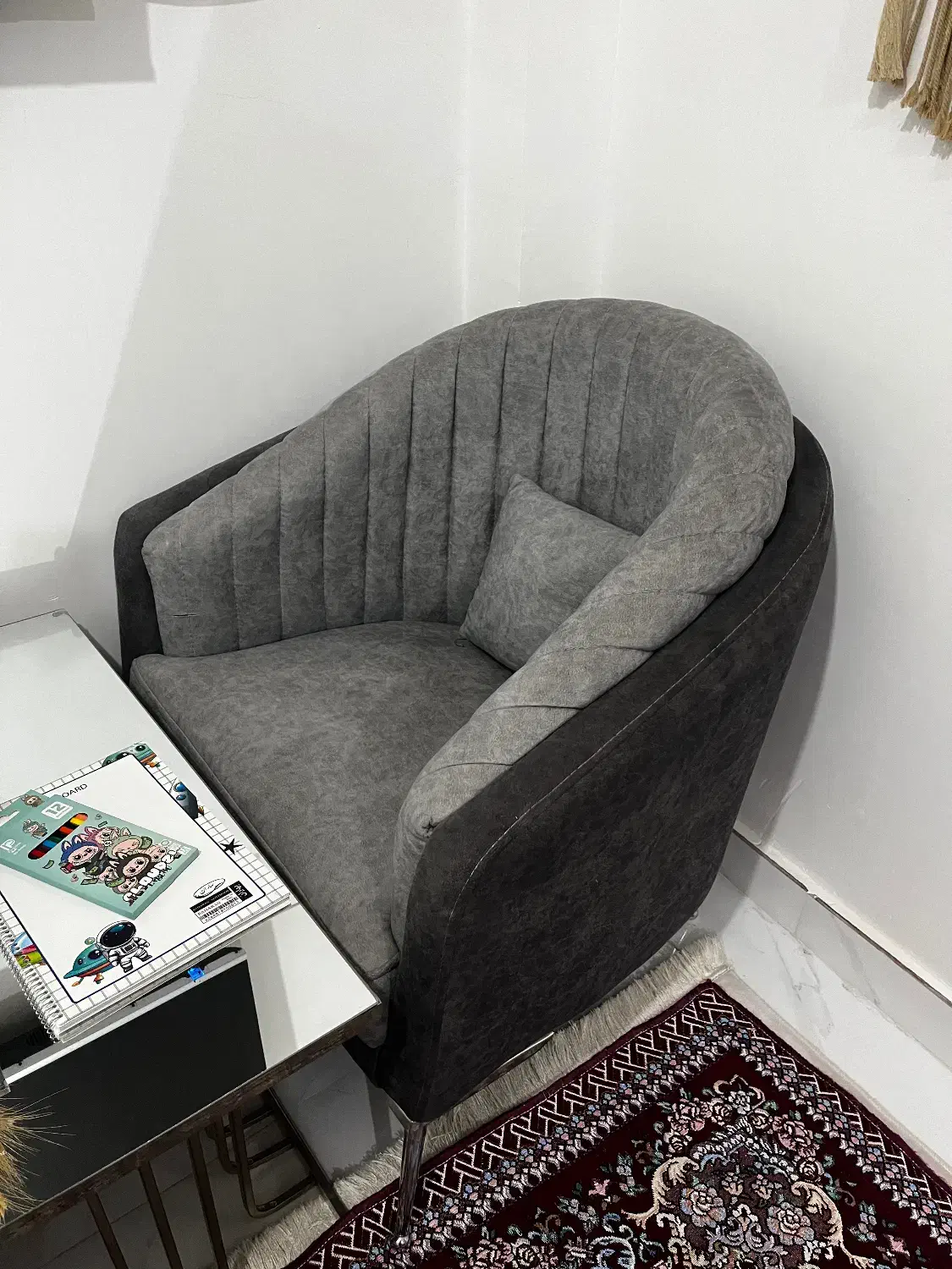 مبل ۶نفره همراه جلو مبلی|مبلمان خانگی و میز عسلی|رشت, سلیمانداراب|دیوار