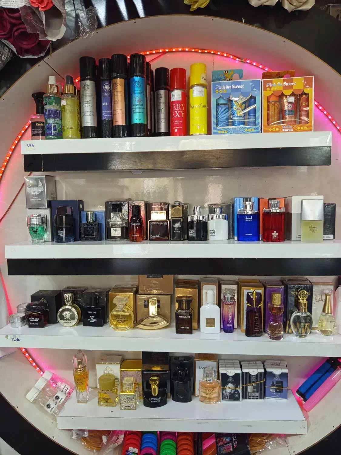 عطر و ادکلن|آرایشی، بهداشتی، درمانی|بیرجند, |دیوار