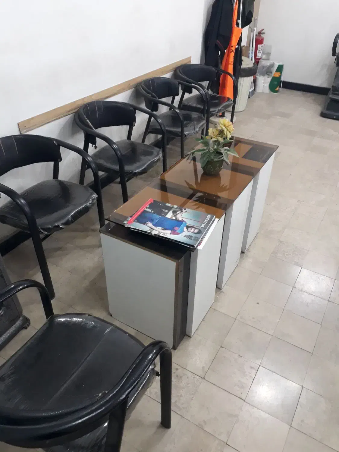 صندلی آرایشگاهی،آرایشگری،آرایشگاه|آرایشگاه و سالنهای زیبایی|شهرکرد, |دیوار