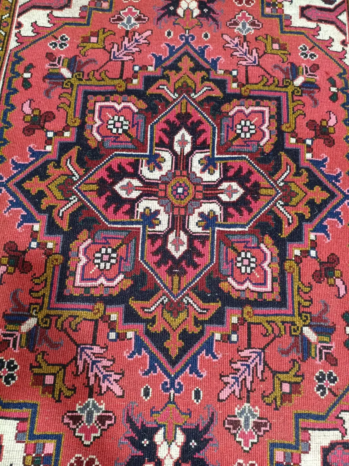 فرش دستبافت|فرش|محمدیه-قزوین, |دیوار