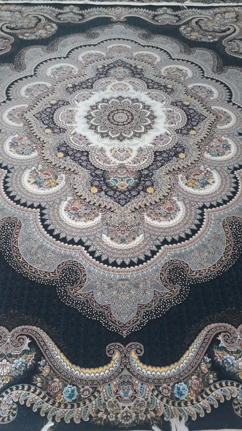 فرش ۹متری تک شده تخفیفی زیر قیمت بازار|فرش|شهرکرد, |دیوار