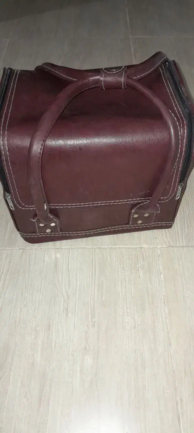 کیف‌آریشی‌سالنی|آرایشگاه و سالن‌های زیبایی|میاندوآب, |دیوار