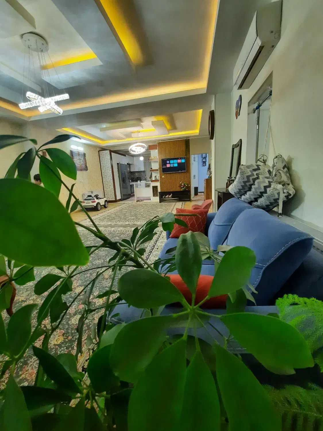 تک واحدی ۱۰۵متر درموقعیتی بسیارعالی|فروش آپارتمان|الوند, |دیوار