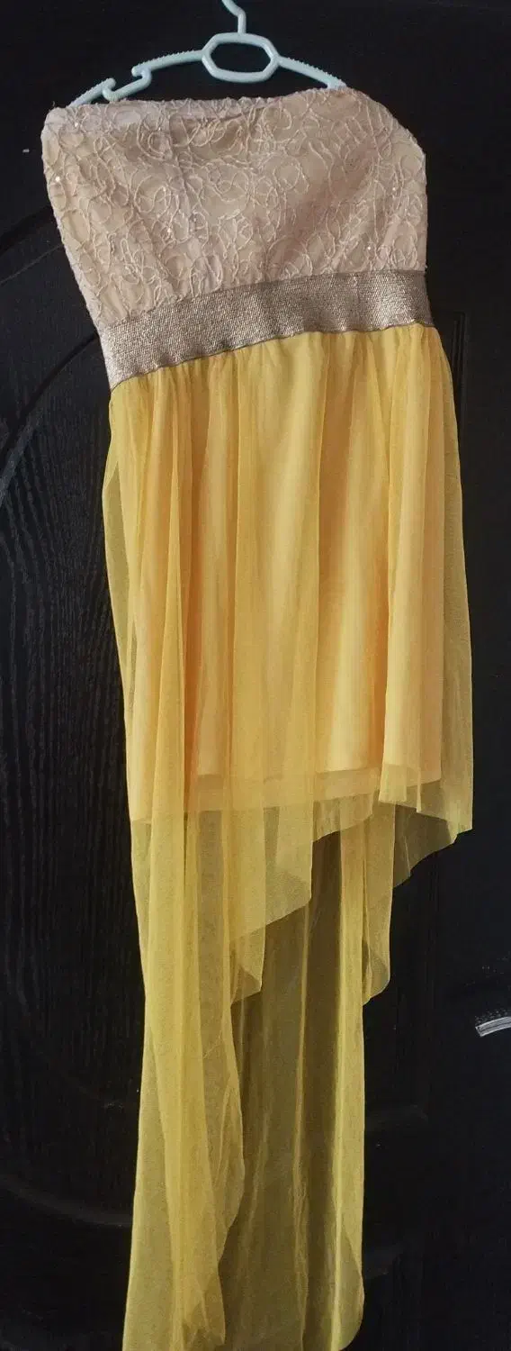 لباس مجلسی|لباس|رودهن, |دیوار