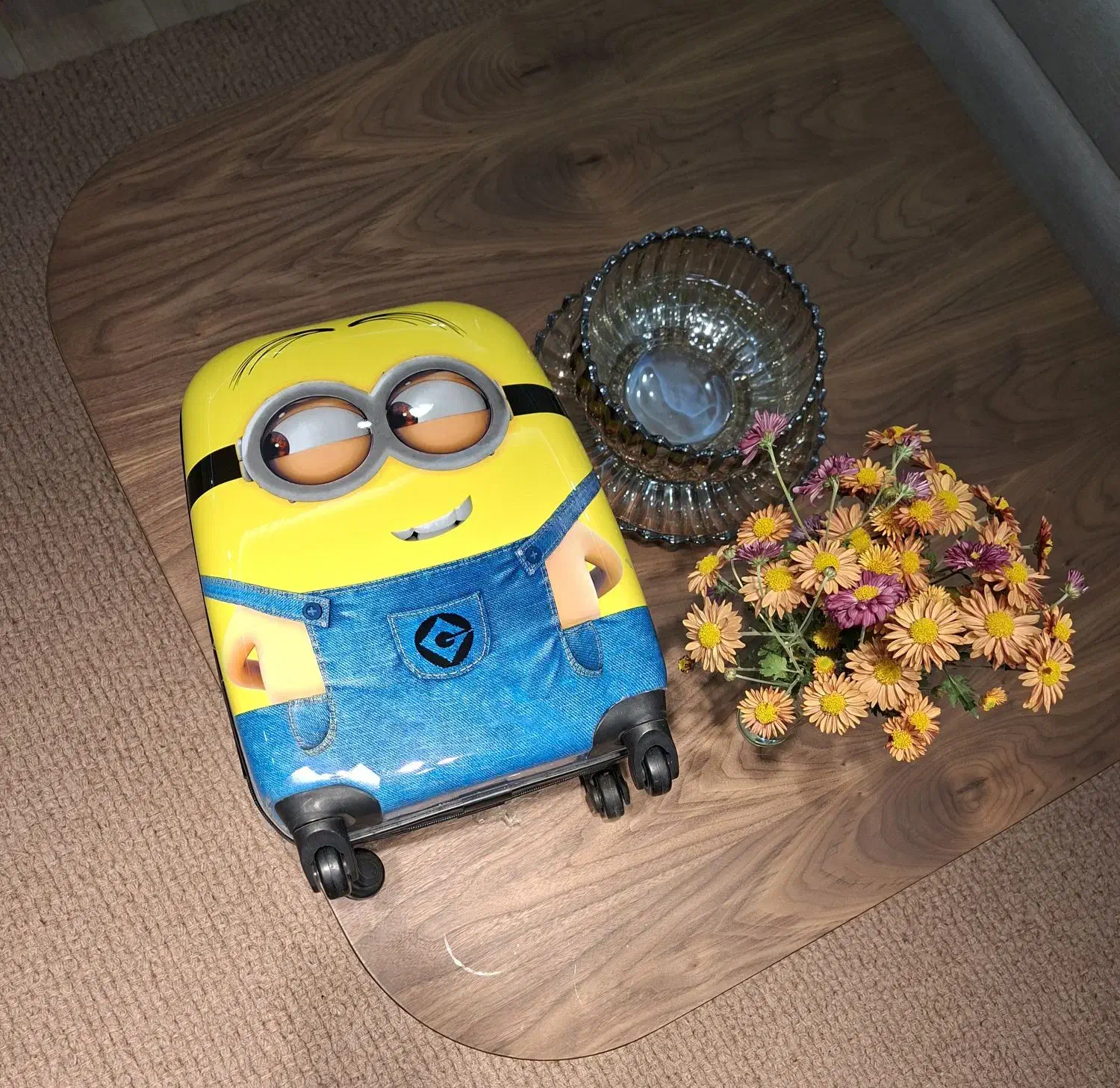 چمدان کودک|کیف، کفش، کمربند|یزد, |دیوار