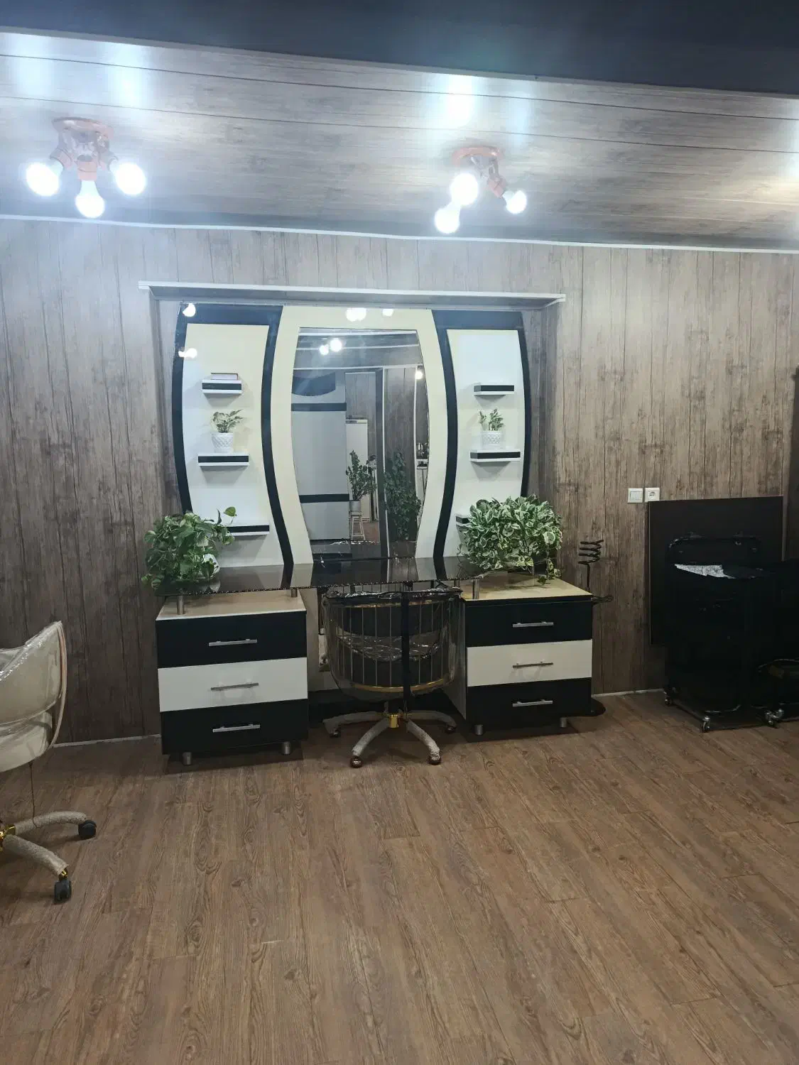 دکور ام دی آف|کتابخانه، شلف، قفسههای دیواری|نجفآباد, معرفت|دیوار