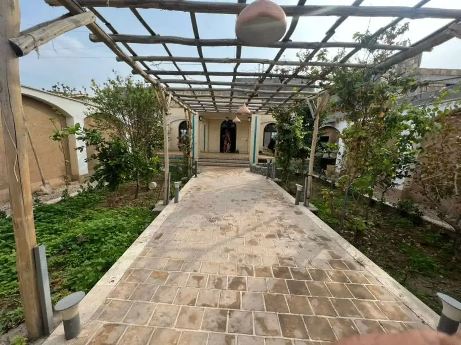 خانه باغ جاده قمصر باغچه خونه باغ محدوده عمارت رز|فروش خانه و ویلا|کاشان, دشت لتحر|دیوار