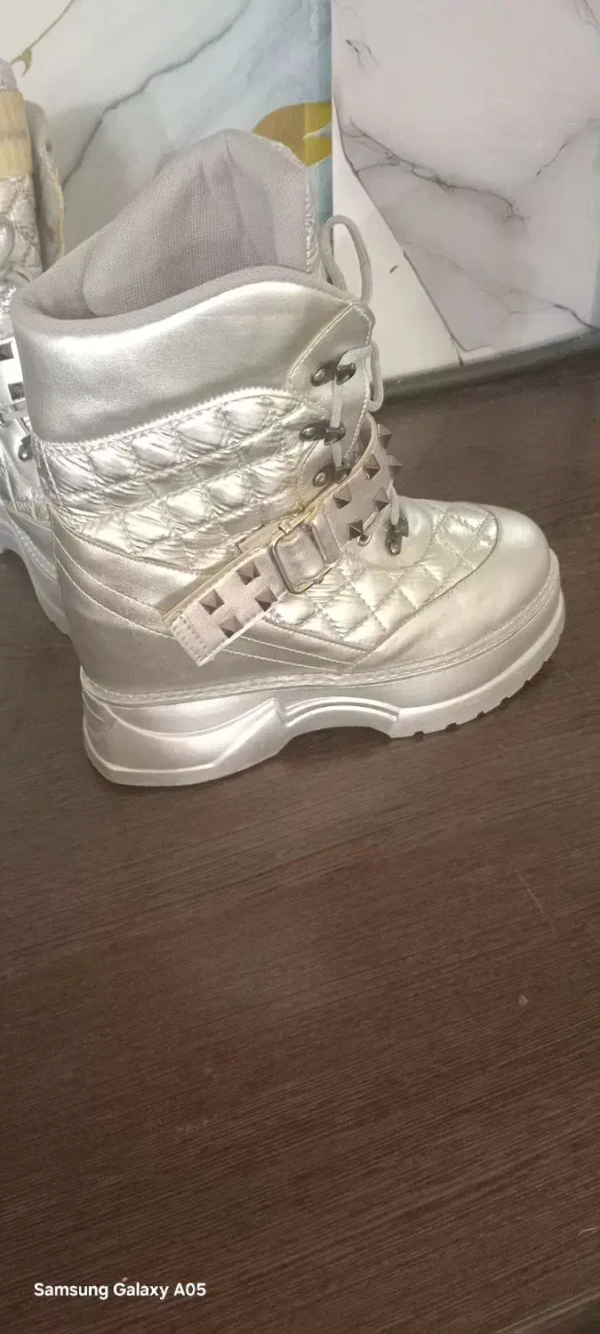 بوت سالم و درحد نو|کیف، کفش، کمربند|پردیس, فاز ۱۱|دیوار