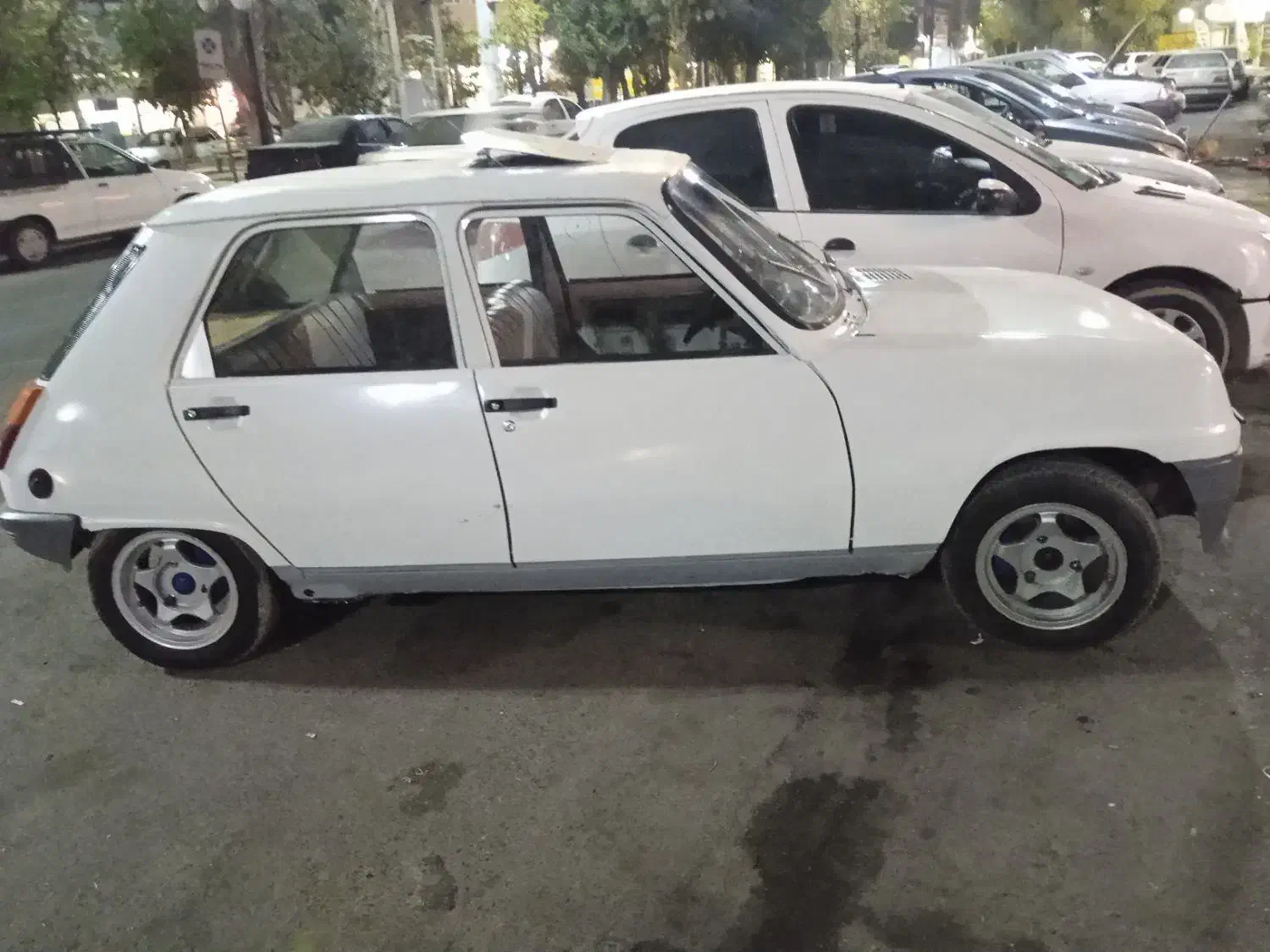 رنو ۵اسپرت مدل ۷۲|خودرو سواری و وانت|اسلام‌شهر, شهرک مفیدی|دیوار