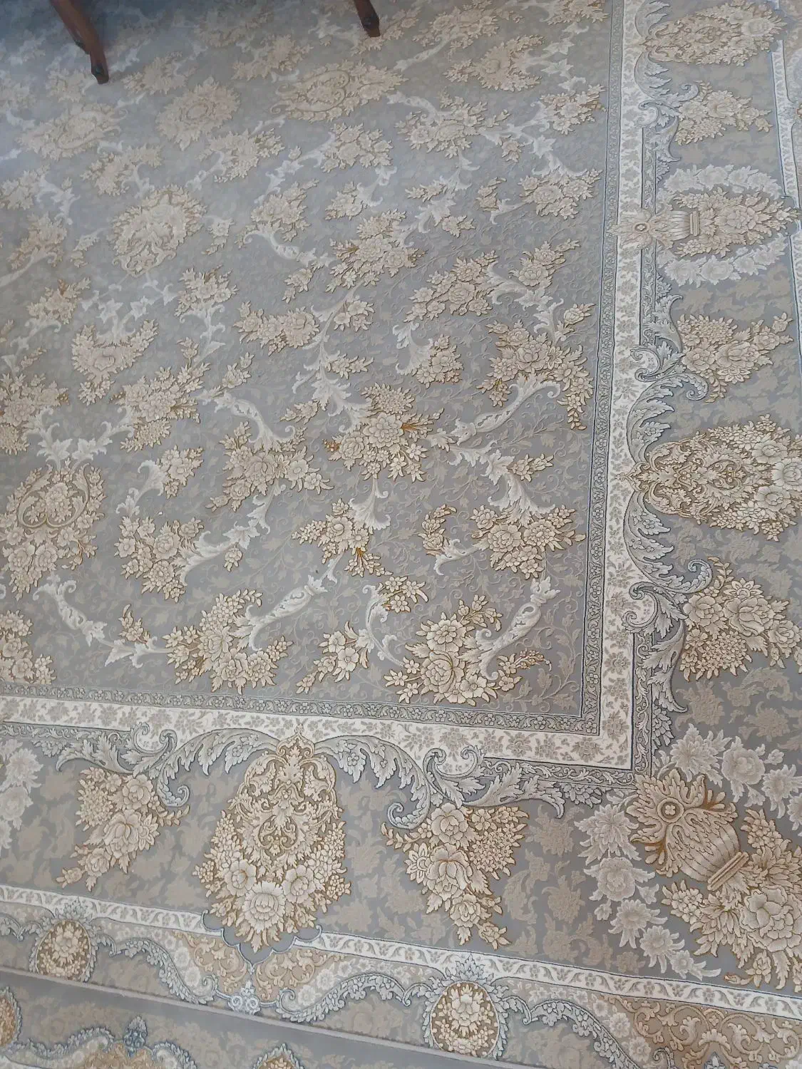 فرش ۱۲۰۰شانه مشهددوتا ۳در۴ و دوتا ۲در۳|فرش|چناران, |دیوار