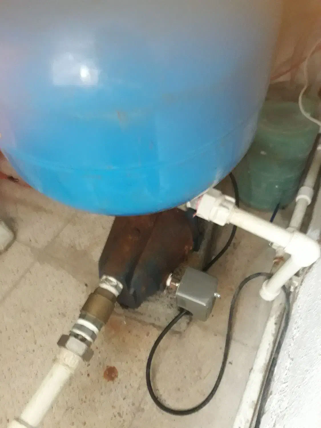 پمپ اب|ابزارآلات|رشت, باهنر|دیوار