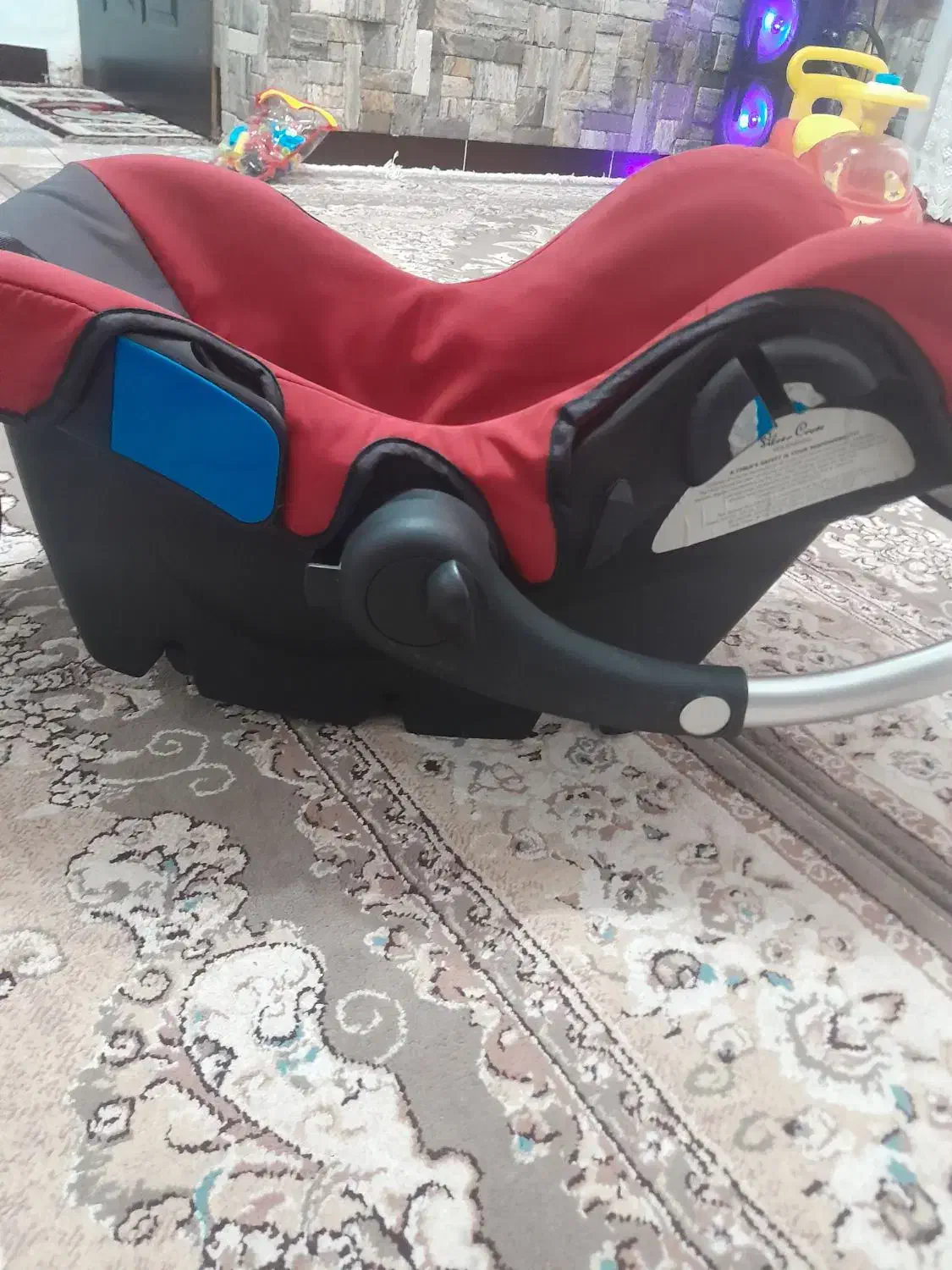 کریر|کالسکه و لوازم جانبی|رشت, انصاری|دیوار