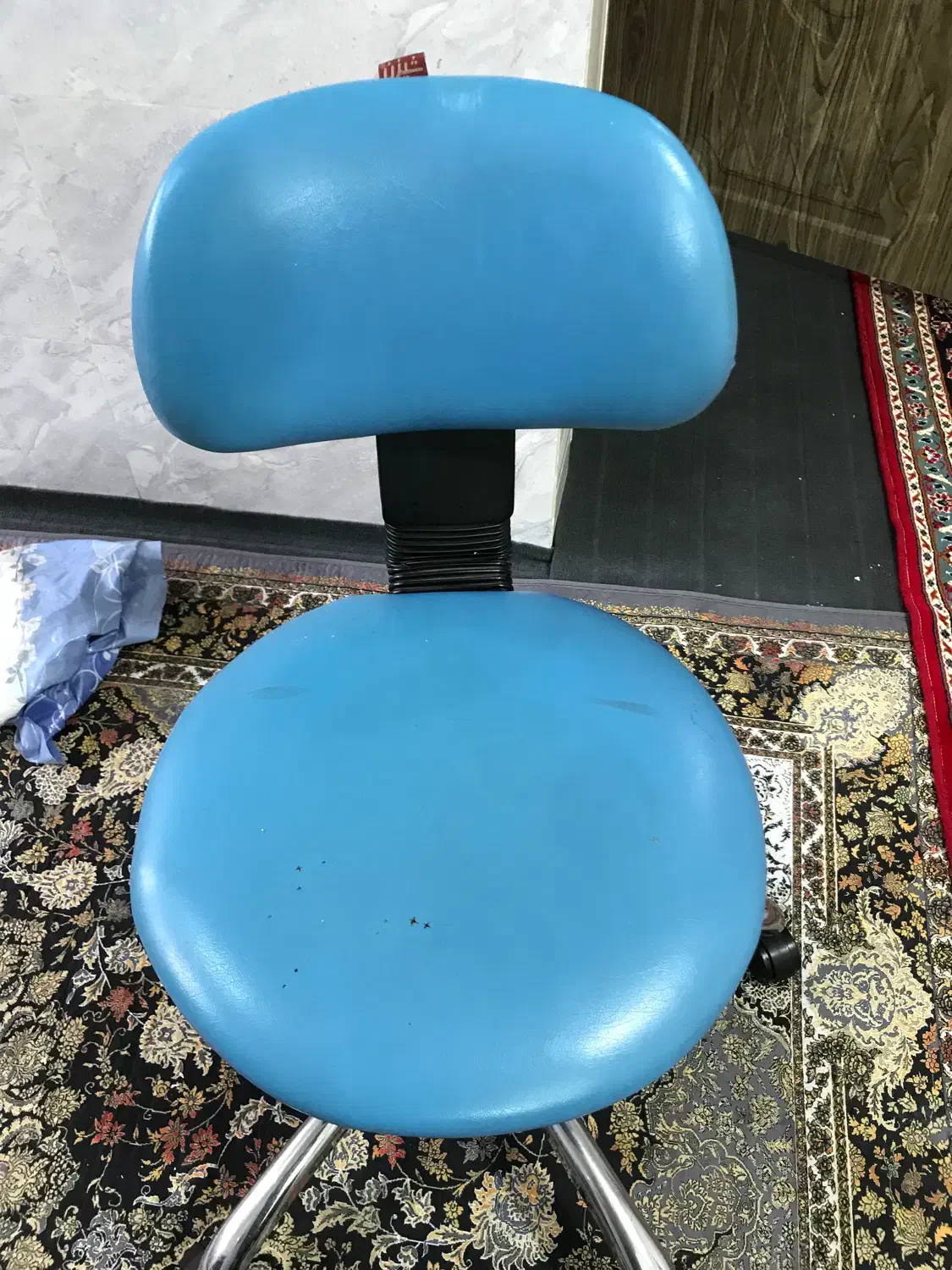 صندلی چرخی در حد|صندلی و نیمکت|قم, ولیعصر|دیوار