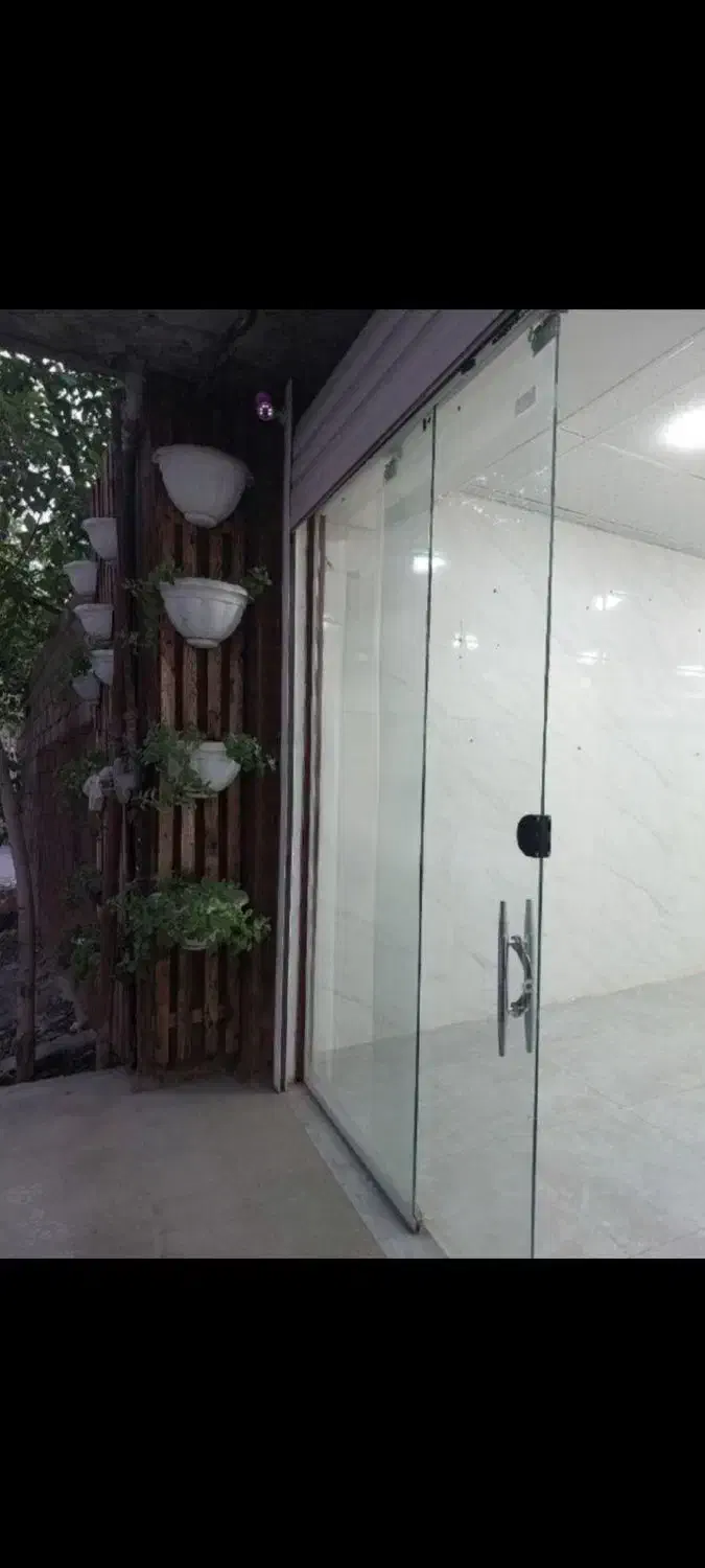 یک دهنه مغازه واقع در جاده ابشار|اجارهٔ مغازه و غرفه|یاسوج, |دیوار