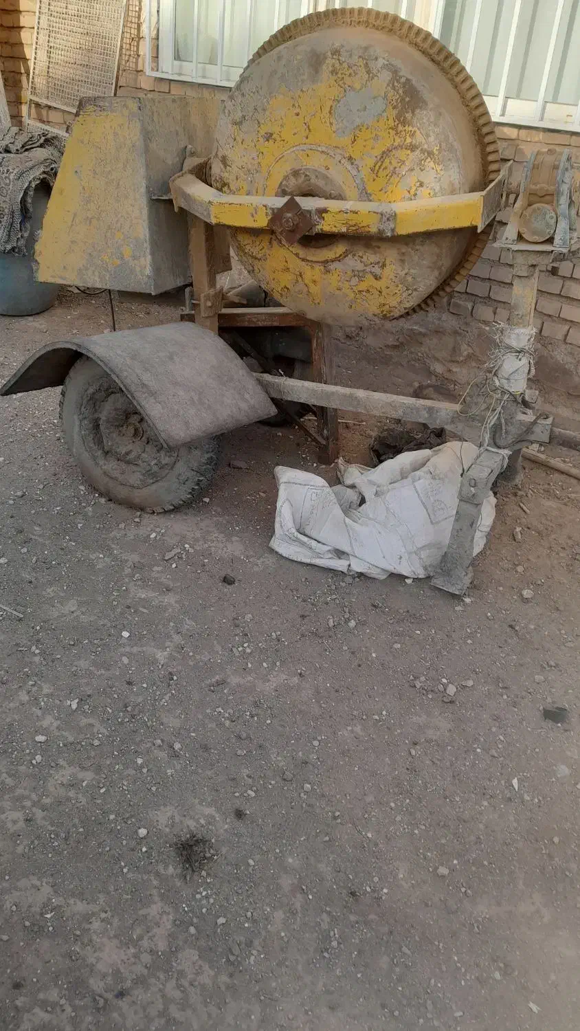 دستگاه بتن ساز میکسر|مصالح و تجهیزات ساختمان|جلگه رخ, |دیوار